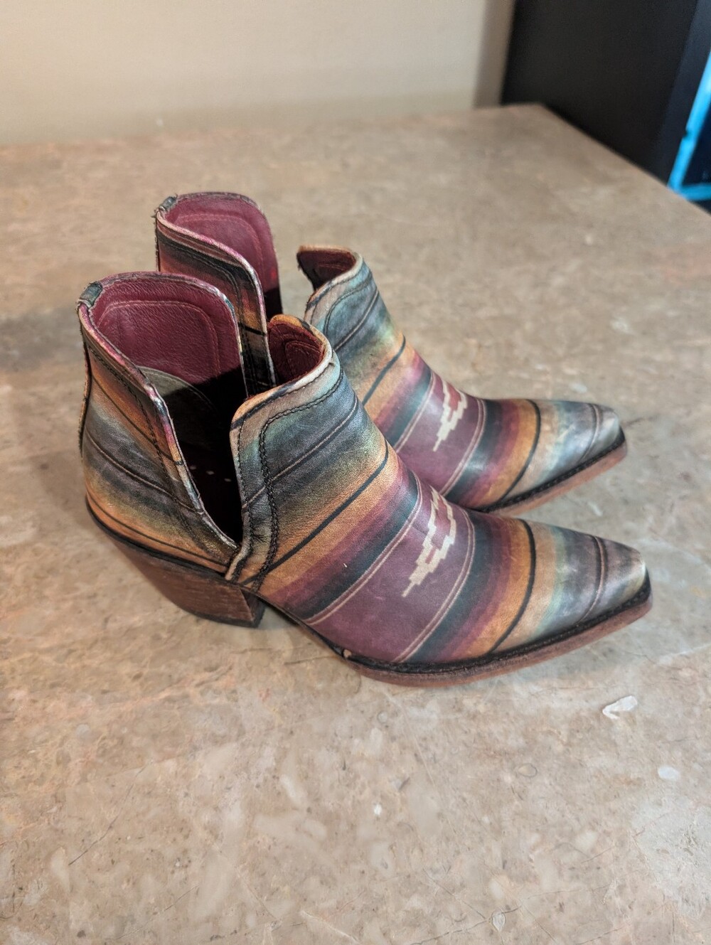 Ariat Dixon Western Boot In Saddle Blanket Striped Leather Boots Women Size 7.5B